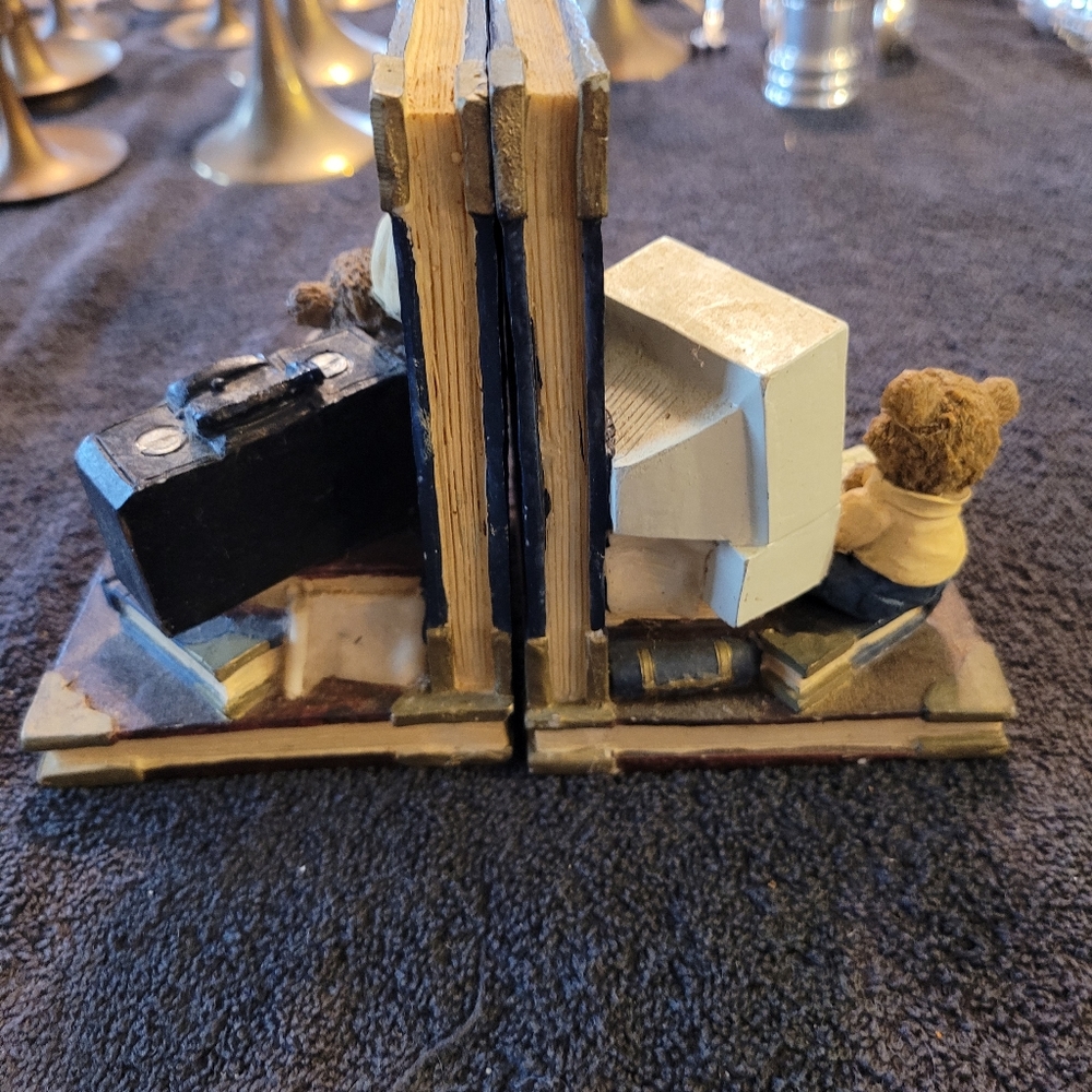 Book ends - Picture 7 of 11